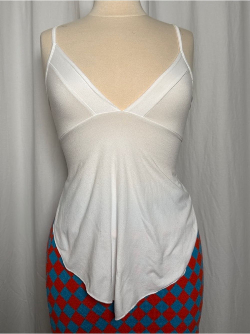 SHEIN White V-Neck Spaghetti Strap Asymmetrical Cami